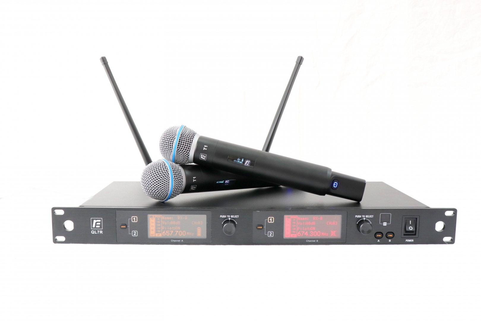 RFIntell QL7R/T1-A 651,800-683,400 МГц 2-канальная радиосистема с 2-мя ручными микрофонами в Новосибирской области
